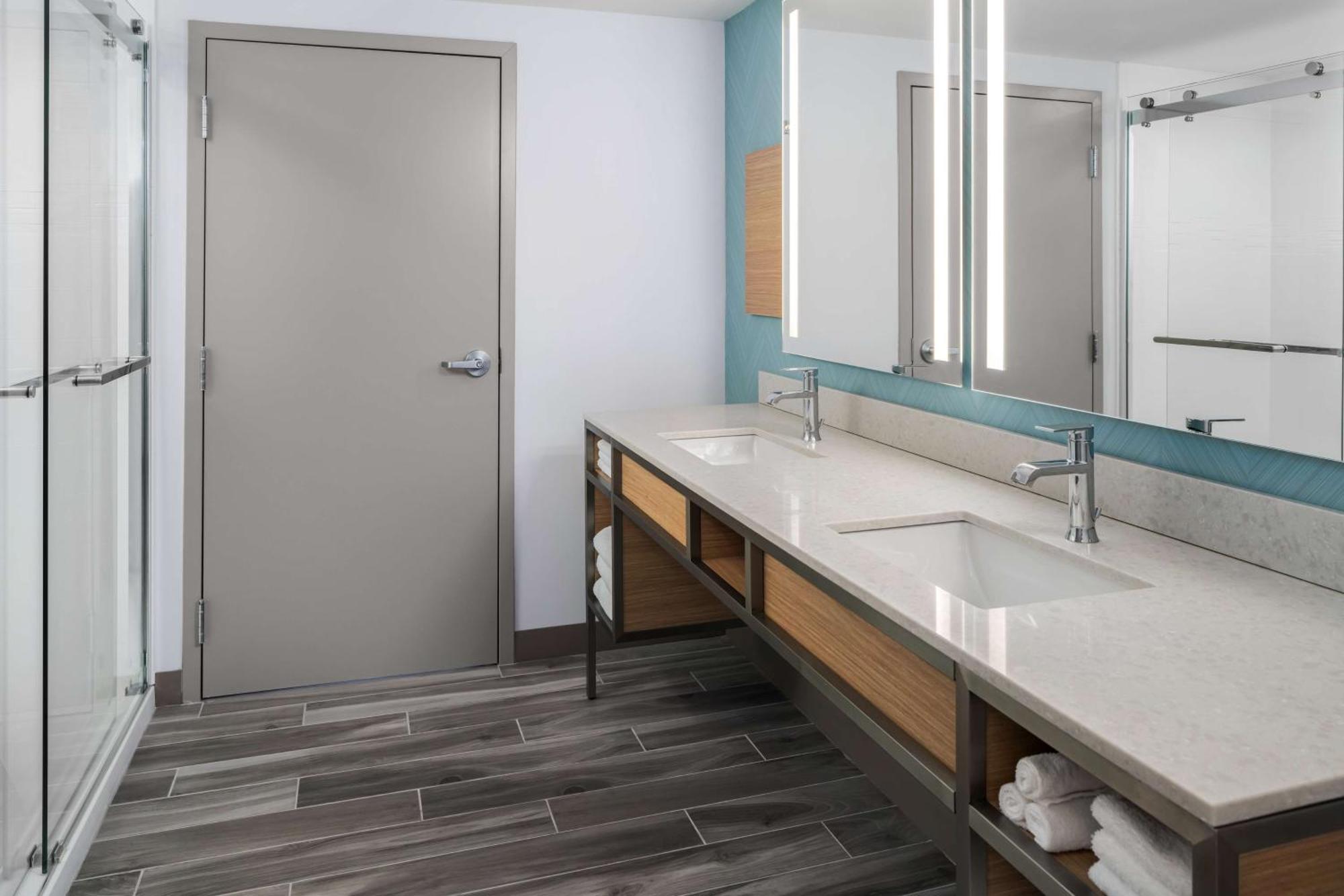Hilton Garden Inn Rockaway Ngoại thất bức ảnh